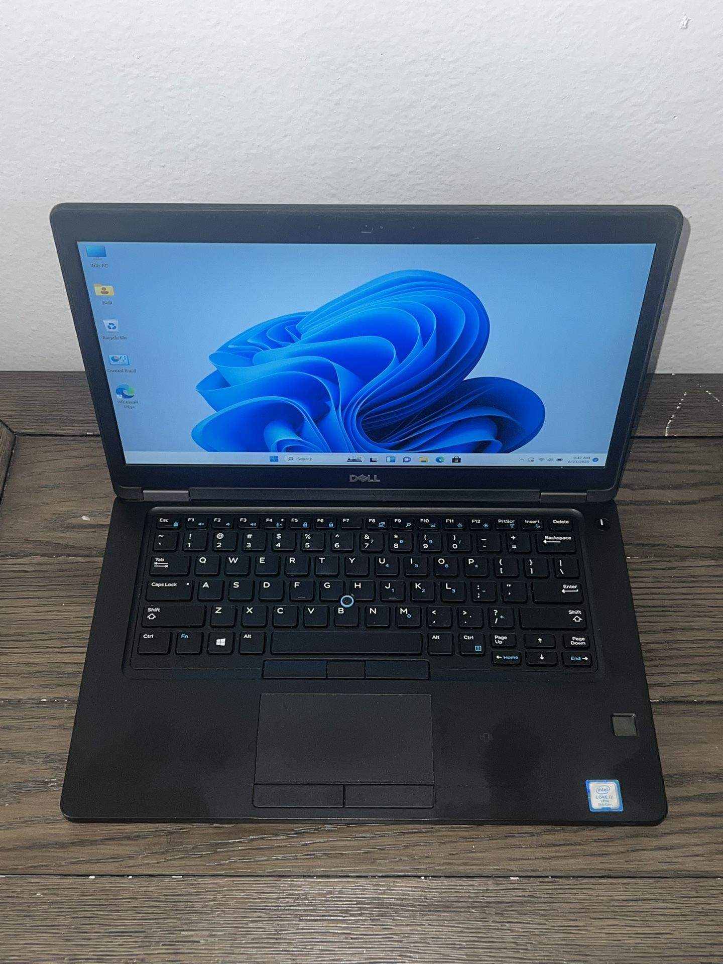 Dell Latitude 5490 i7-8th Gen 1.90GHz 16GB RAM 512GB SSD WIN 11 Pro Laptop