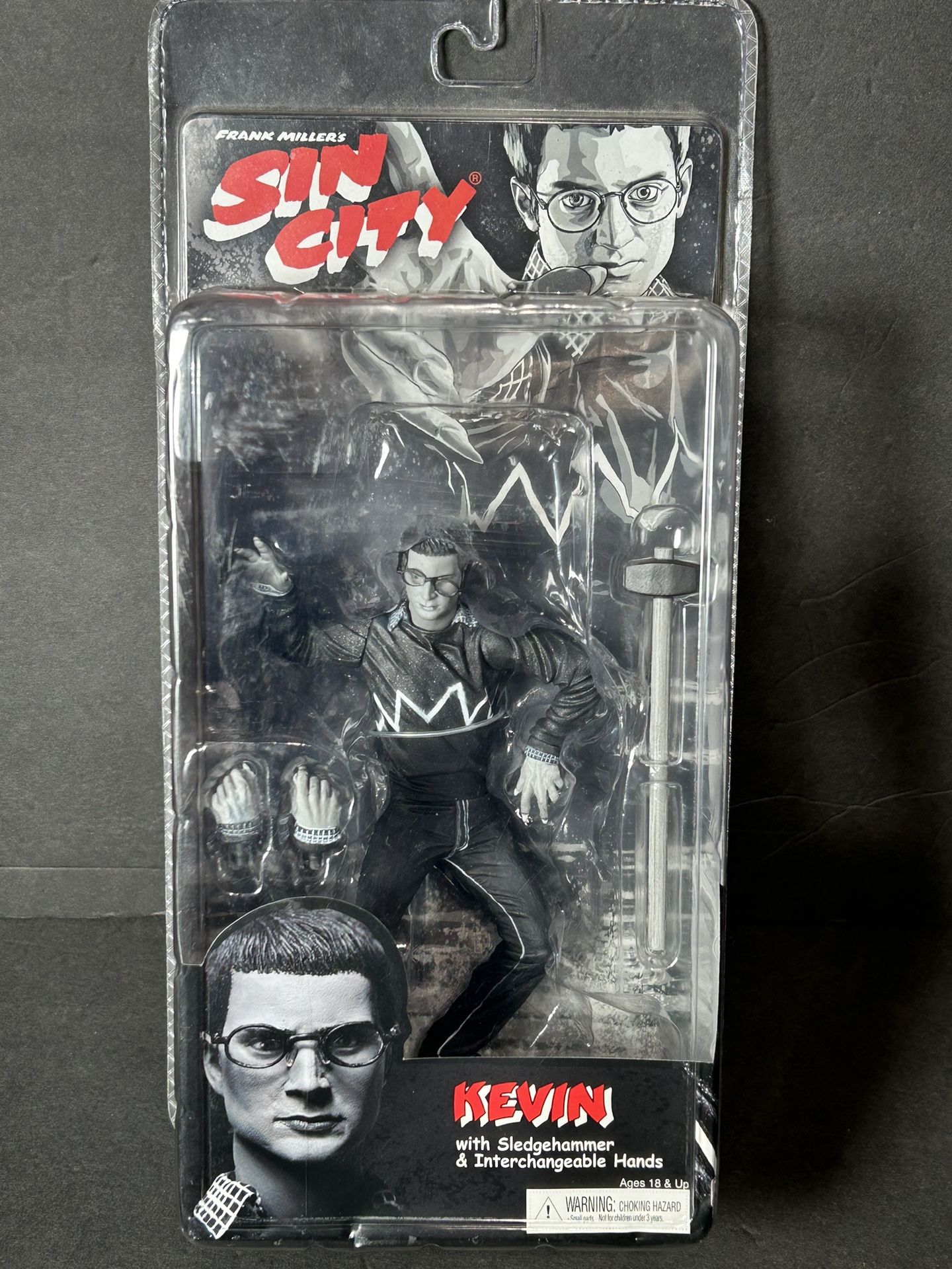 Black & White NECA Sin City Movie Kevin Figure Elijah Wood 7" Action Figure 2005