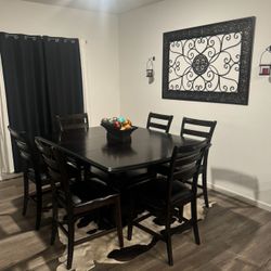 Dinning Table Set With Picture Frame Nd Candle Holders 