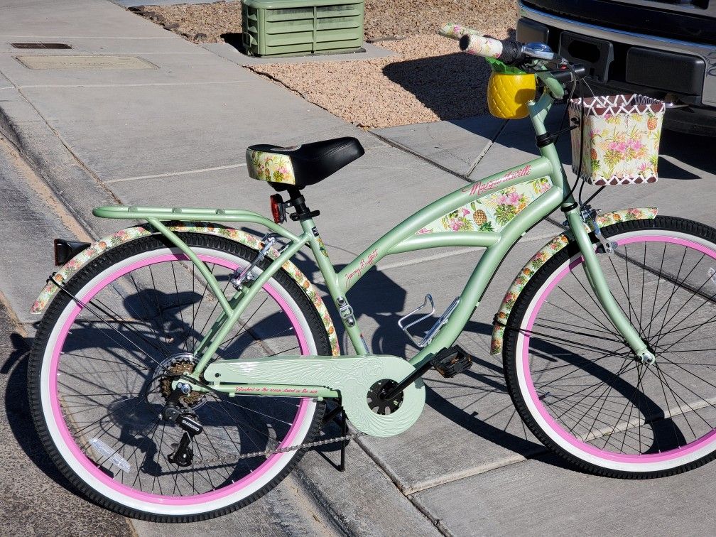 Margaritaville womens bike pineapple hotsell