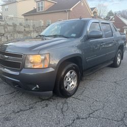 2008 Chevy Avalanche