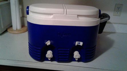 Igloo water cooler