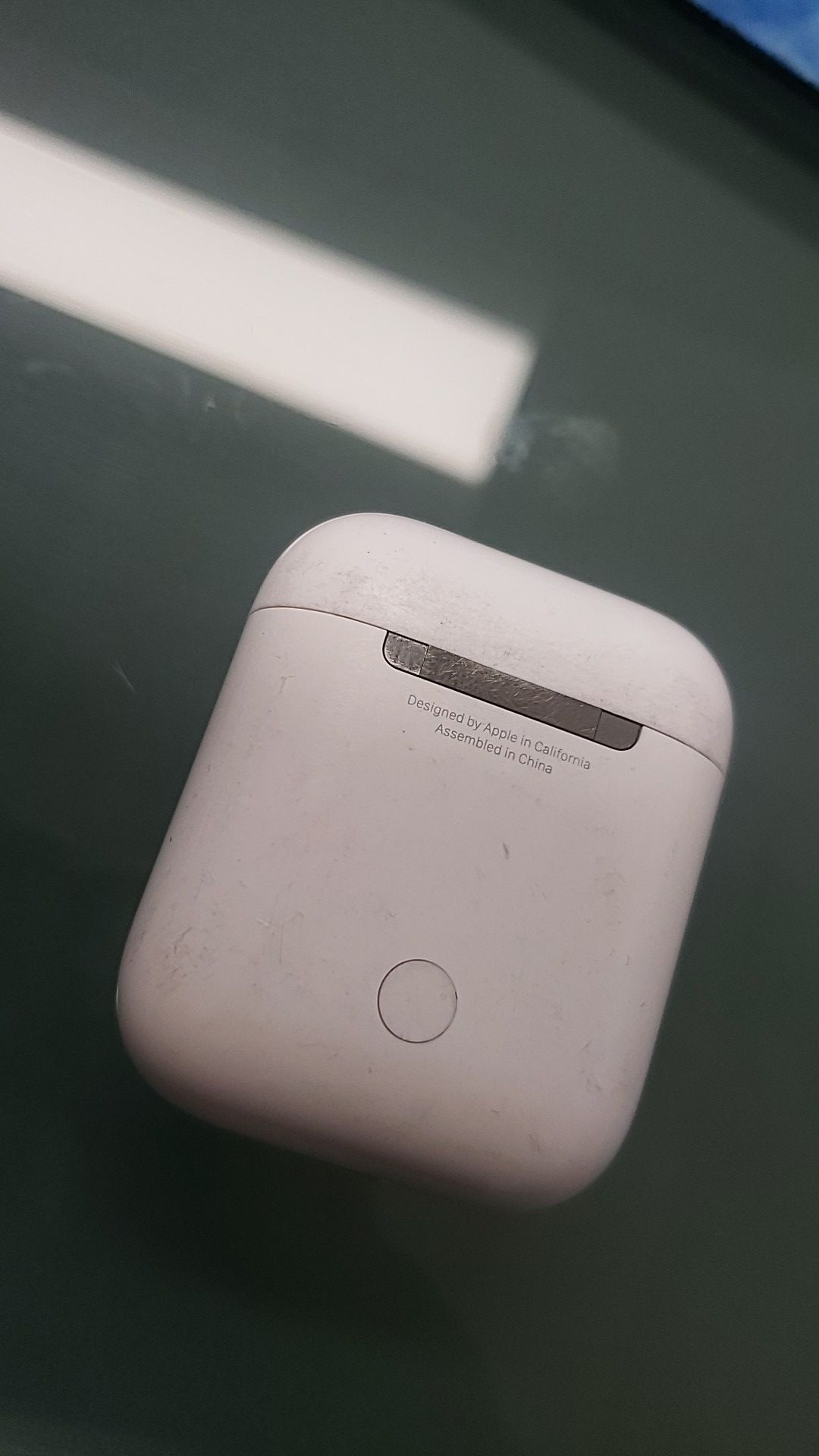 Apple Airpods (1st generation)