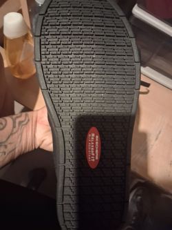 SKETCHERS WORK SHOES SIZE 8