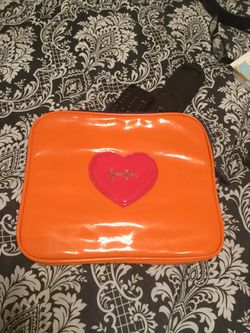 New Jessica Simpson iPad zippered case with padding