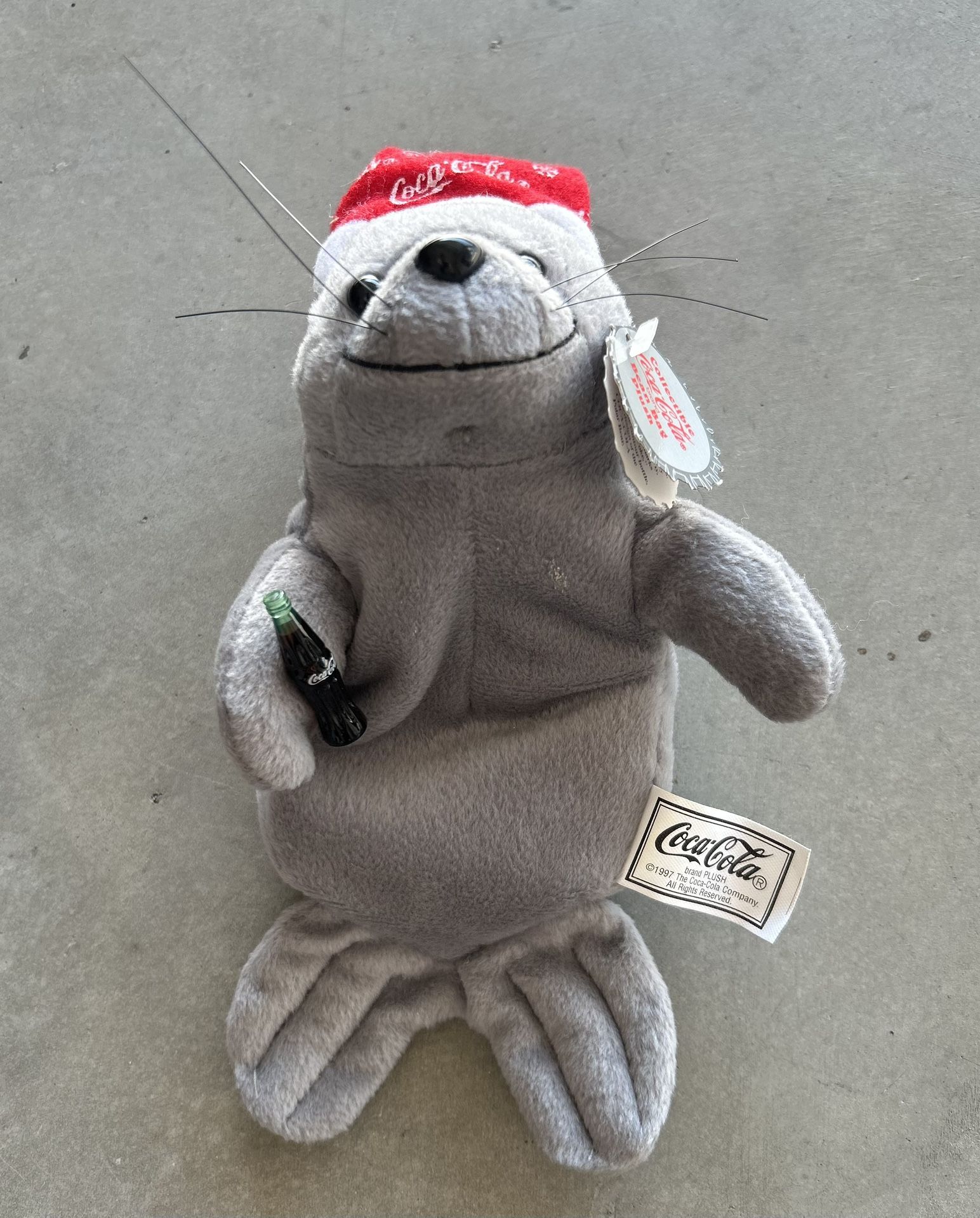 1997 “coca cola seal in coca cola snowflake cap” bean bag plush