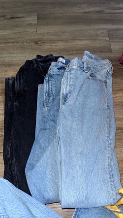 Bundle of 3 Abercrombie & fitch jeans