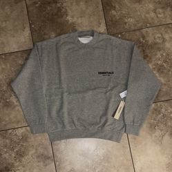 Fear of God Essentials Crewneck (FW22) Dark Oatmeal Size Medium