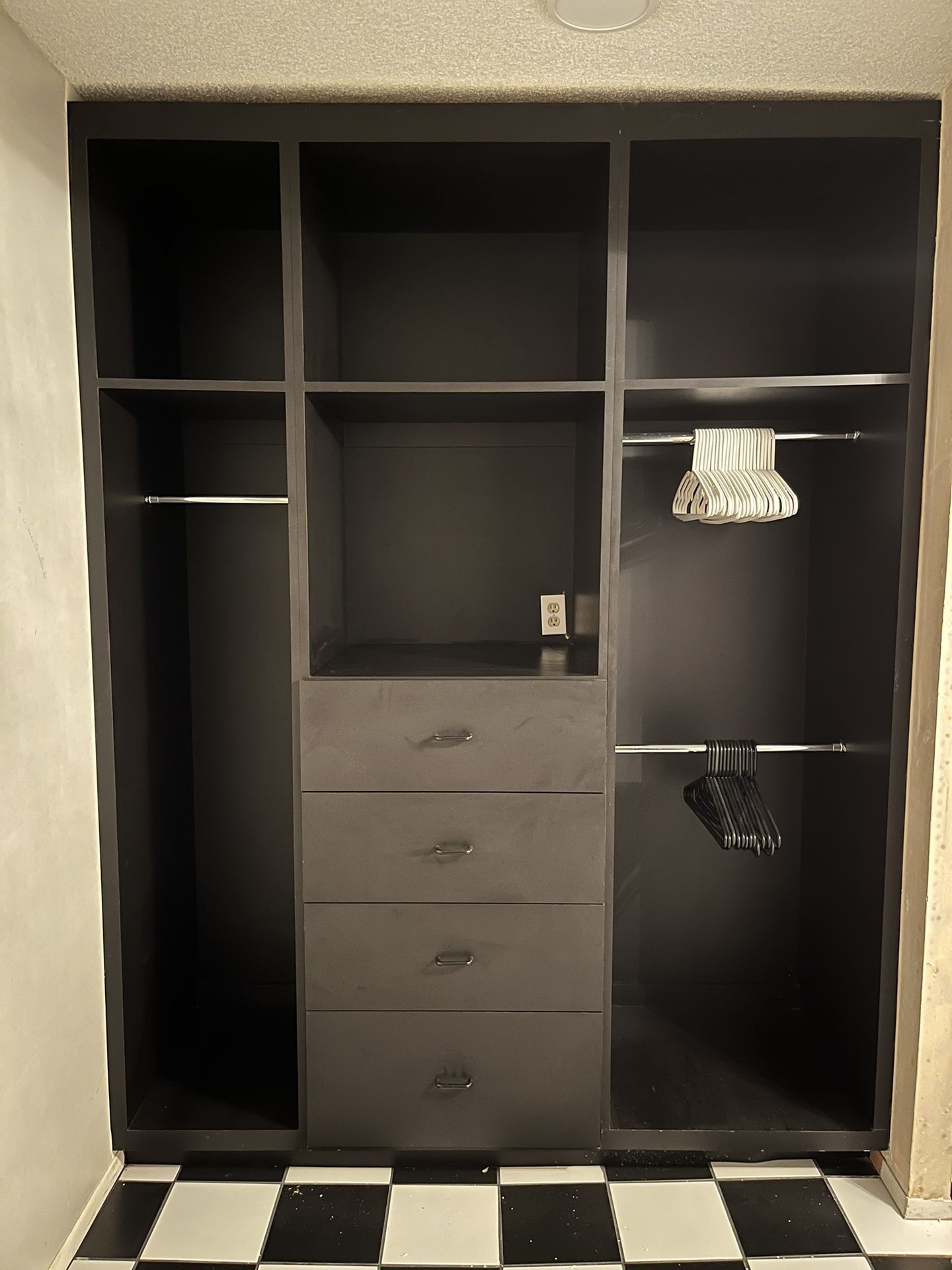 Closet Organizer With 4 Drawers section can be organized in any order
