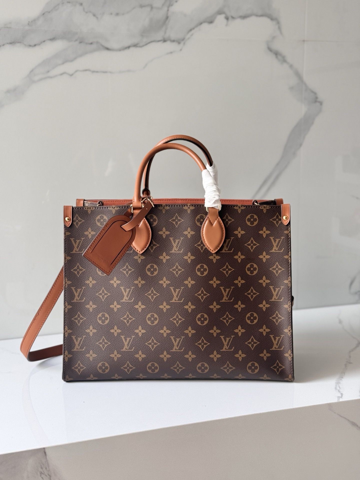 ONTHEGO ORGANIZER M14235 handbag