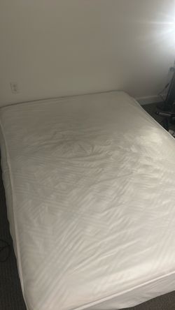 Queen Mattress - Beautyrest PressureSmart 2.0 ($1,400 Retail)⁠