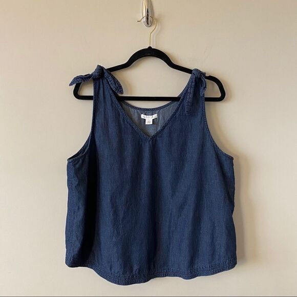 CaslonChambray Tie Shoulder Sleeveless Top