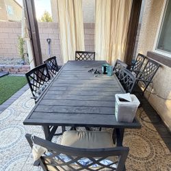 dinner tab with 8 chairs