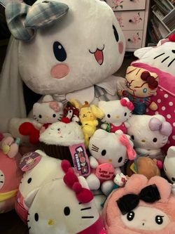 Hello Kitty items