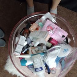 Big Bucket Of Nail Polish!! Some Brand New Still In Box!. 