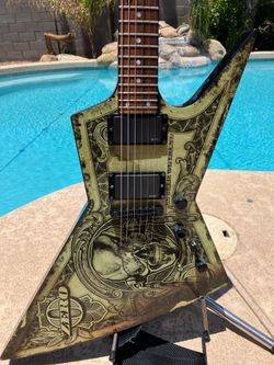 Guitar