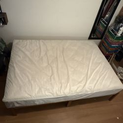 Full Bed + Mattress Cover 