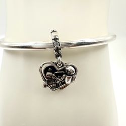 Pandora Disney Pixar Wall-E & Eve Glow-in-the-dark Dangle Charm