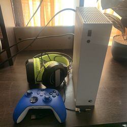 X Box Series S 