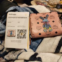 MCM Visetos Pattern Rabbit Bunny Bifold Wallet Beige Pink Black Logo Zip Around