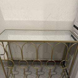 Mirror Table With Decorative Wall Mirror 