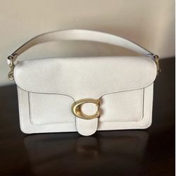 Coach Tabby Shoulder Bag (W)