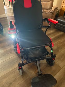 Electric wheelchair