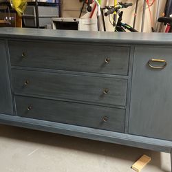 Credenza