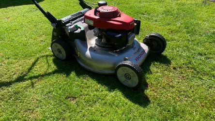 Honda mower