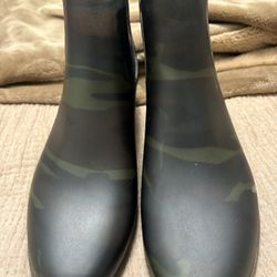J Crew Chelsea Rubber Rain Boots 