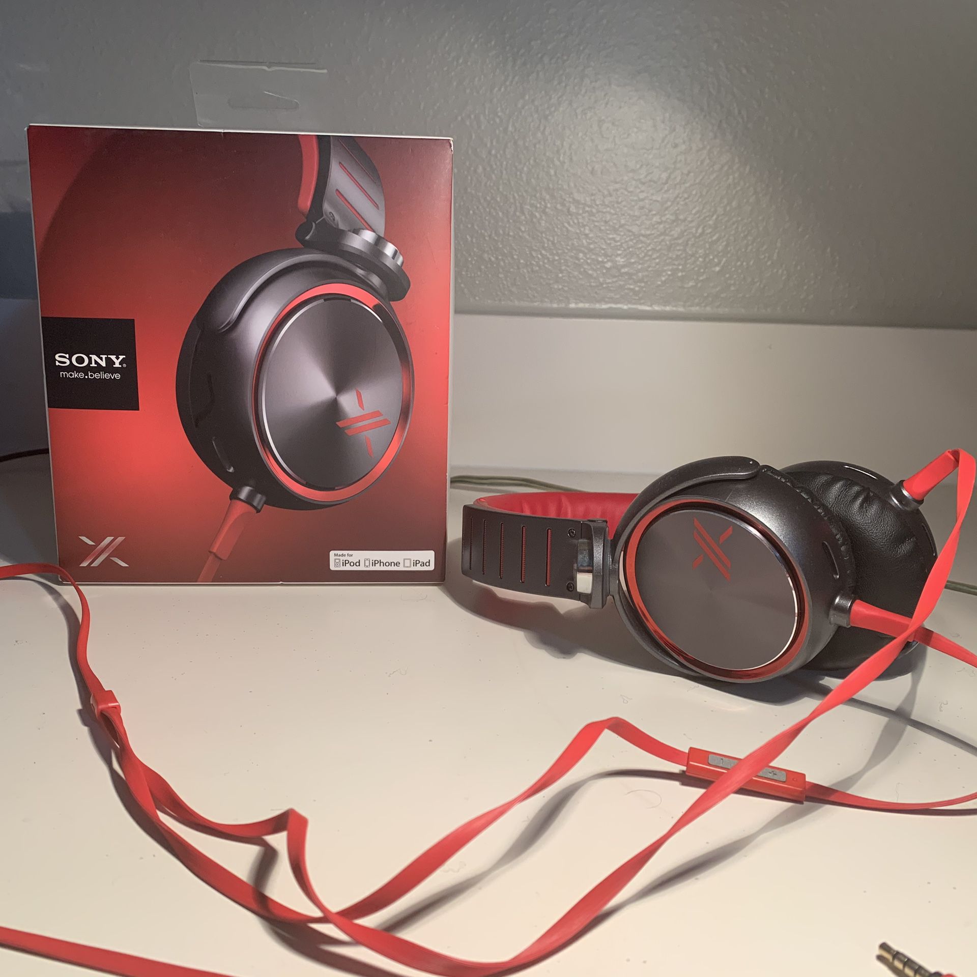SONY MDR-X05 Stereo Headphones Red/Grey