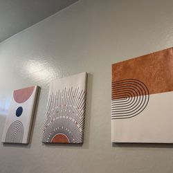 Shower curtain and decor