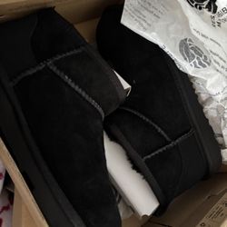 Uggs Mini Ultra 
