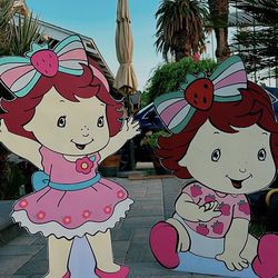 Character prop / cutouts