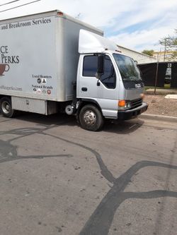 2001 Isuzu NPR BoxTruck