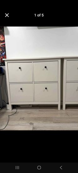 Shoe cabinet
