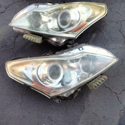 2007-2013 Infiniti G37 sedan complete Xenon hid headlights with lights bulbs and accessories OEM.