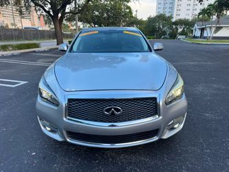 2015 Infiniti Q70