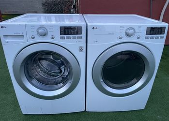 LG Washer and Dryer Set