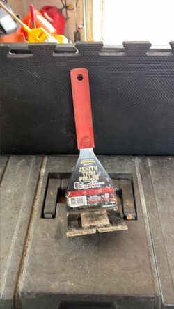 Trim puller