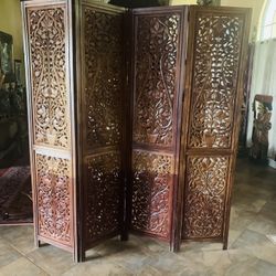Elephant Wood Handcrafted Paneal With 4 Panels Each
