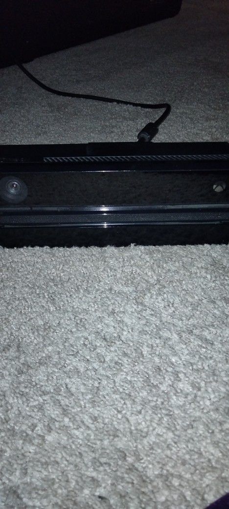 Microsoft Kinect for Xbox One & Hyperkin Kinect Converter Adapter for Xbox One S, Xbox One X