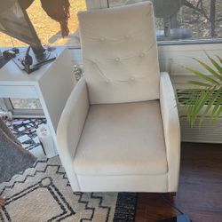 Nursery Chair 