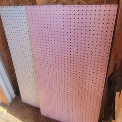 Peg board