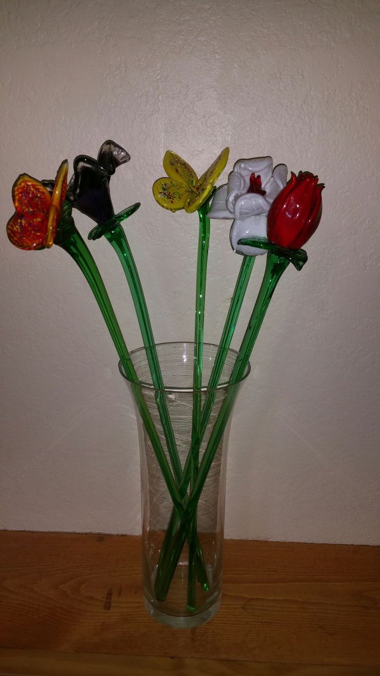 Murano long-stemmed glass flower art