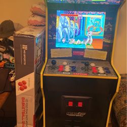 Street Fighter 2 And Other Games On The Arcade