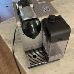 Nespresso DeLonghi machine  