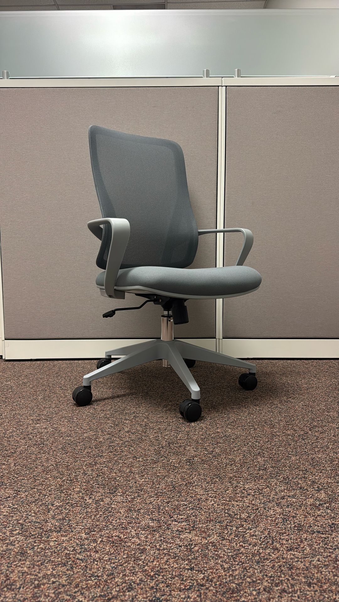 Office Chair | Flora