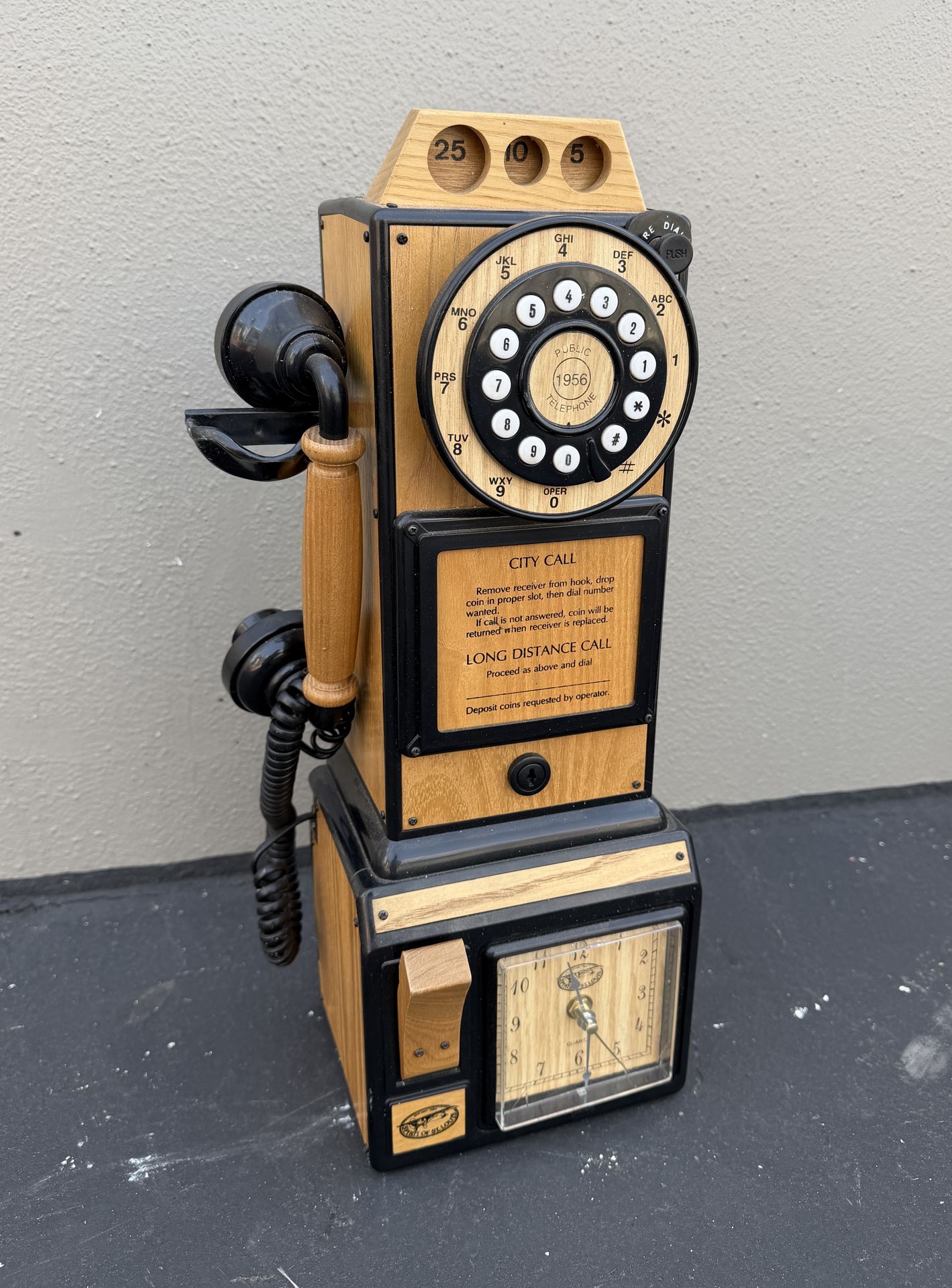 Vintage Style Wall-Mounted Rotary Payphone Telephone with Clock