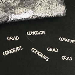 Metallic Silver Foil Congrats Grad Confetti .8 oz.